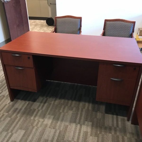 Laminate Rectanglar Desk