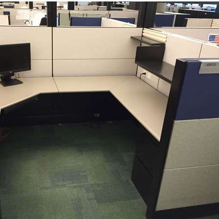 Herman Miller Ethospace Workstations - Blue Accents