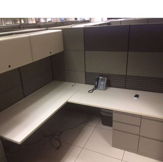 Herman Miller Ethospace Workstation – Grey/Green Fabric