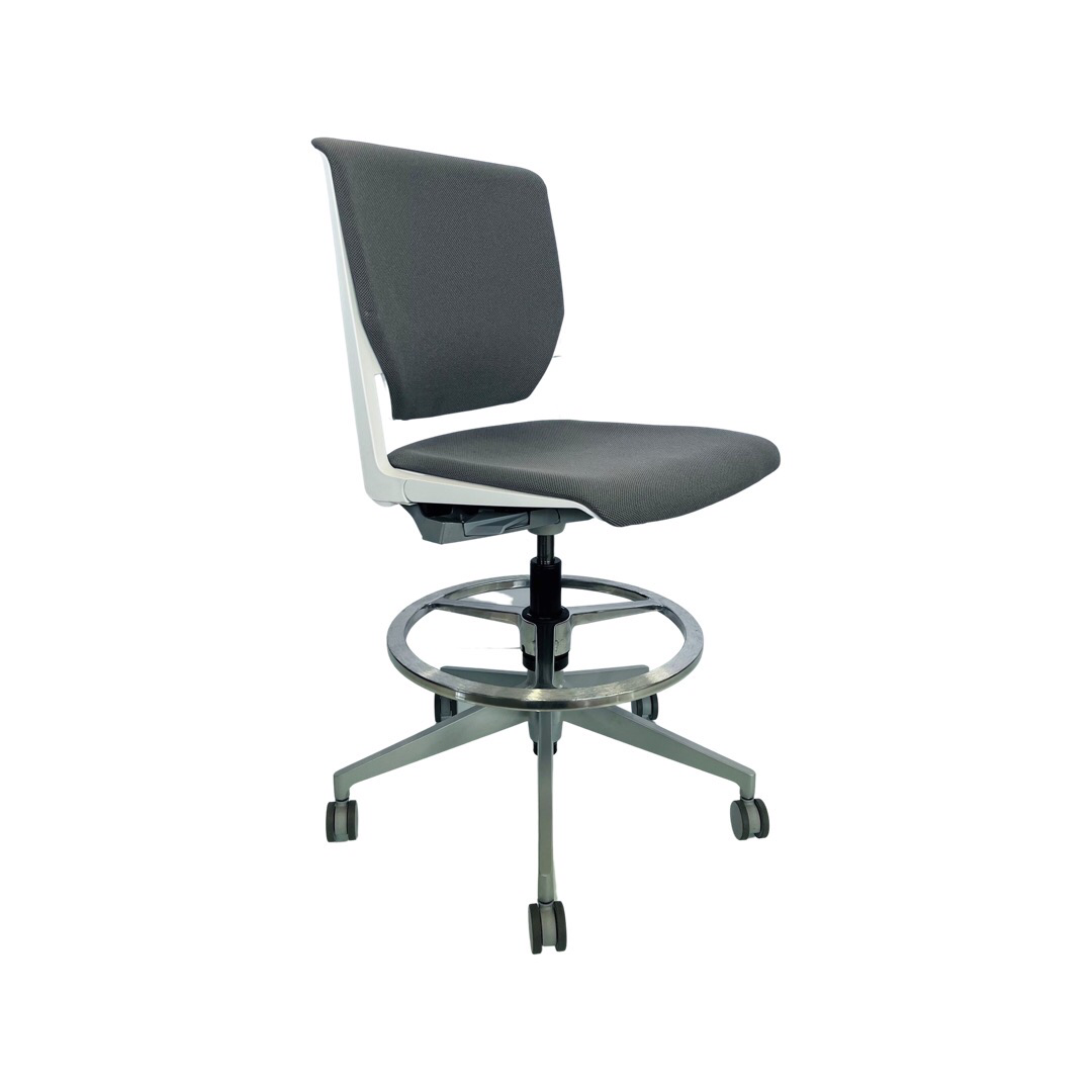 Very Conference Stool - Image 4