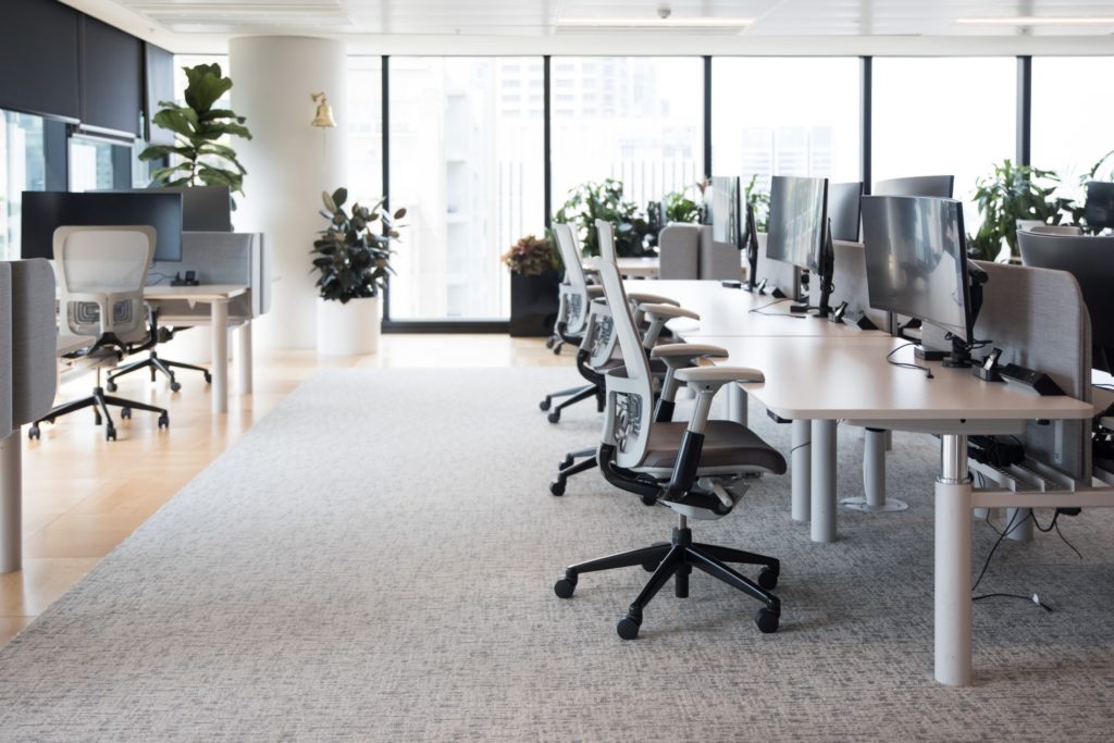Used Office Furniture Corporate Office Workstations Office Desks and Chairs